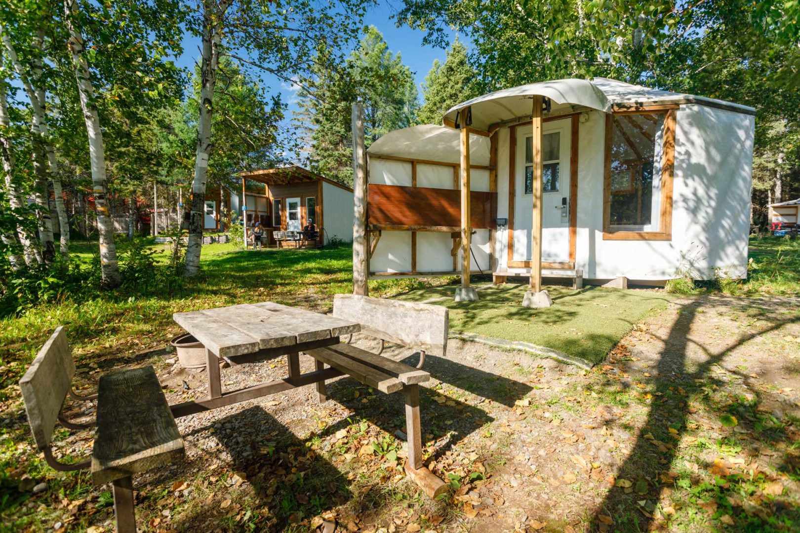 Yourte prête-à-camper au bord de la rivière
